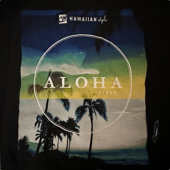 Hawaiian Style ~ Mens Black Shaka Aloha Vibes Tshirt ~ size Small - Picture 4 of 7